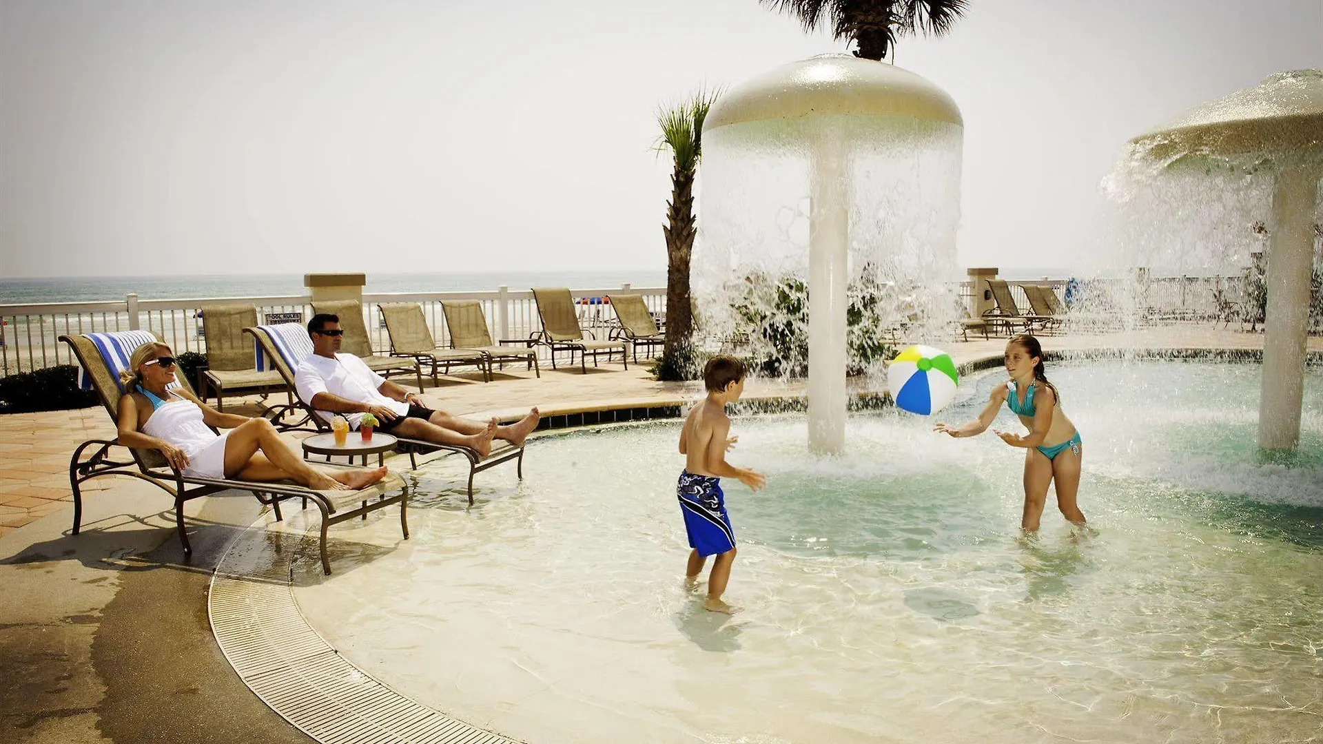 Daytona Beach Resort Oceanfront Condostudio Appart hôtel